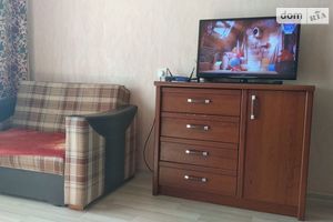Продається 1-кімнатна квартира 35 кв. м у Рівному