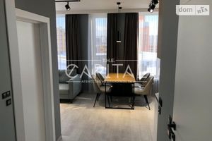 Сдается в аренду 1-комнатная квартира 41 кв. м в Киеве