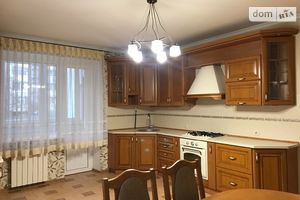 Продается 3-комнатная квартира 124.9 кв. м в Хмельницком