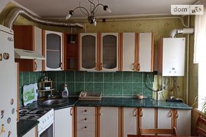 Продается 3-комнатная квартира 66 кв. м в Коростене