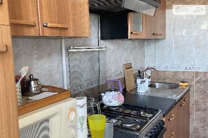 Продается 3-комнатная квартира 70 кв. м в Днепре