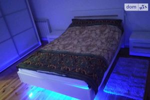 Сдается в аренду 1-комнатная квартира 32 кв. м в Луцке