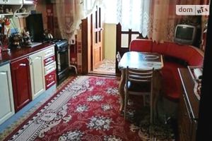 Продается 3-комнатная квартира 74 кв. м в Херсоне