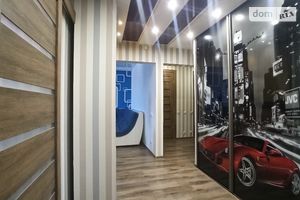 Продается 3-комнатная квартира 64 кв. м в Виннице