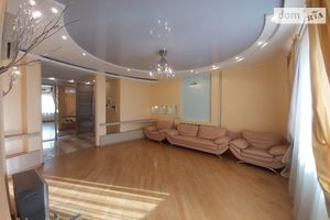 Сдается в аренду 4-комнатная квартира 150 кв. м в Киеве