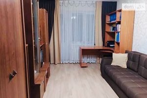 Продається 1-кімнатна квартира 35 кв. м у Рівному
