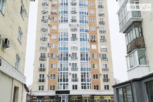 Здається в оренду нежитлове приміщення в житловому будинку 130 кв. м в 16-поверховій будівлі