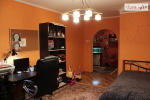 Продается 2-комнатная квартира 66.8 кв. м в Виннице