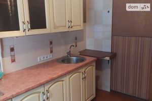 Продается 3-комнатная квартира 62 кв. м в Днепре