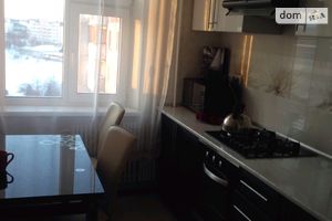 Сдается в аренду 3-комнатная квартира 64 кв. м в Тернополе