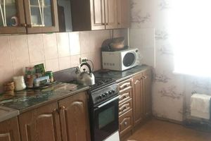 Продається 4-кімнатна квартира 80 кв. м у Хмельницькому