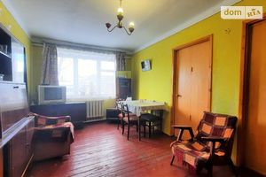 Продается 3-комнатная квартира 42.6 кв. м в Тыврове