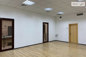 Здається в оренду офіс 57 кв. м в бізнес-центрі
