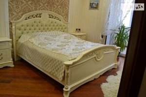Продається 3-кімнатна квартира 130 кв. м у Хмельницькому