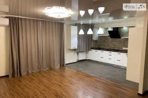 Продается 4-комнатная квартира 106 кв. м в Днепре