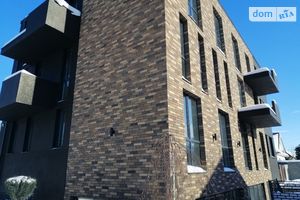 Продається 1-кімнатна квартира 40 кв. м у Рівному