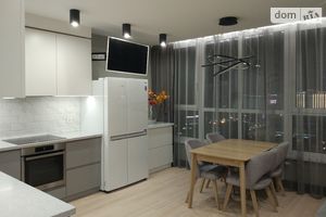 Продается 1-комнатная квартира 50.3 кв. м в Киеве