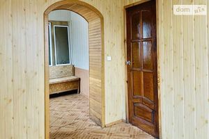 Продается офис 77 кв. м в торгово-офисном центре
