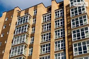 Продается 2-комнатная квартира 63 кв. м в Житомире