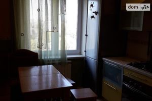 Продается 3-комнатная квартира 70 кв. м в Днепре