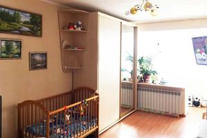 Продається 1-кімнатна квартира 40 кв. м у Дніпрі