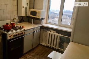 Продается 3-комнатная квартира 55 кв. м в Днепре