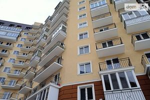 Продається 2-кімнатна квартира 57.6 кв. м у Одесі