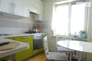 Продается 2-комнатная квартира 50 кв. м в Виннице