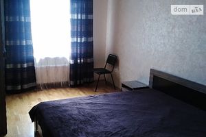 Продається 1-кімнатна квартира 45 кв. м у Рівному