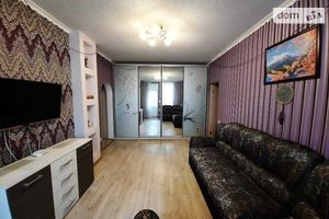 Продається 2-кімнатна квартира 48 кв. м у Дніпрі