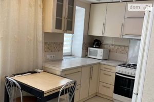 Здається в оренду 1-кімнатна квартира 30 кв. м у Чернігові