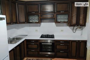 Здається в оренду 2-кімнатна квартира 70 кв. м у Луцьку