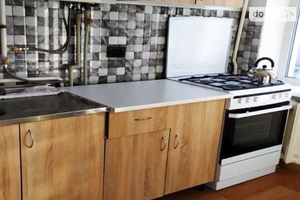 Продается 1-комнатная квартира 31 кв. м в Полтаве