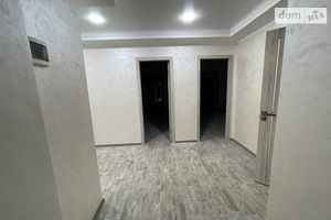 Продається 2-кімнатна квартира 73 кв. м у Тернополі