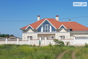 Продается дом на 2 этажа 356 кв. м с подвалом