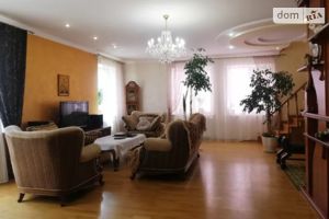 Продается 5-комнатная квартира 154 кв. м в Тернополе