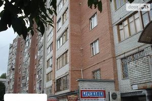 Продается 3-комнатная квартира 82 кв. м в Тернополе