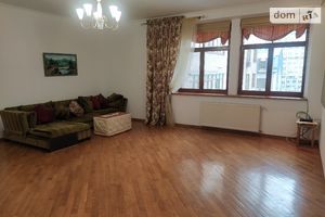Сдается в аренду 3-комнатная квартира 148 кв. м в Киеве