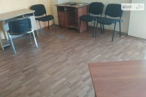 Здається в оренду офіс 17 кв. м в торгово-офісному центрі