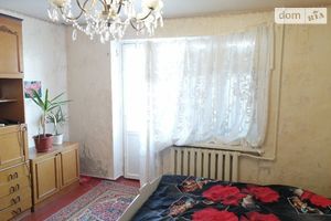 Продается 3-комнатная квартира 64.5 кв. м в Полтаве