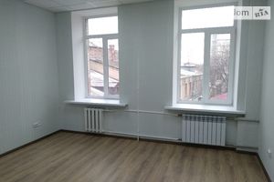 Здається в оренду офіс 250 кв. м в адміністративній будівлі