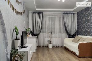 Продається 2-кімнатна квартира 65 кв. м у Рівному