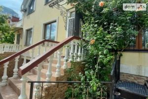 Сдается в оренду частина будинку 130 кв. м з садом