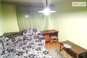 Продается 3-комнатная квартира 62 кв. м в Днепре