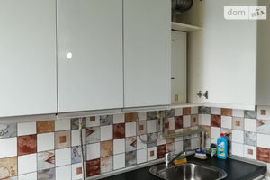 Продается 1-комнатная квартира 33 кв. м в Херсоне