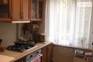 Продається 2-кімнатна квартира 49 кв. м у Рівному