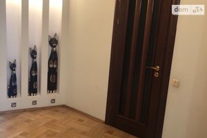 Продается 3-комнатная квартира 87 кв. м в Тернополе