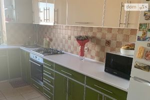 Сдается в аренду 3-комнатная квартира 65 кв. м в Виннице