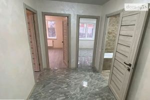 Продается 2-комнатная квартира 60 кв. м в Тернополе