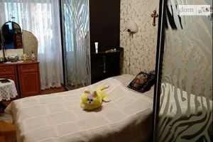 Продается 3-комнатная квартира 60 кв. м в Одессе